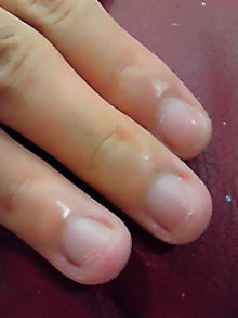 爪の悩みを解消!ネイルサロンオーナーのブログ-201104151925000.jpg